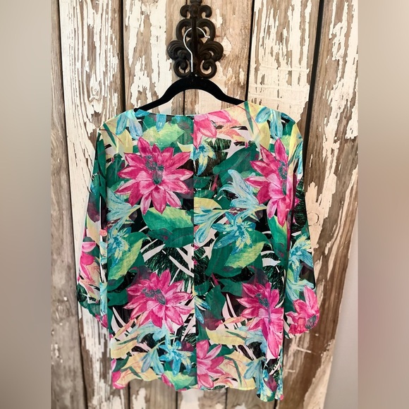 Dana Buchman Blouse Floral Size Large  Pleated - Picture 4 of 5